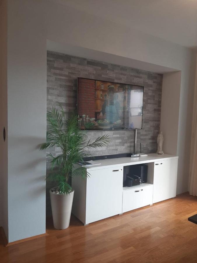 Apartman Gelic Макарска Екстериор снимка