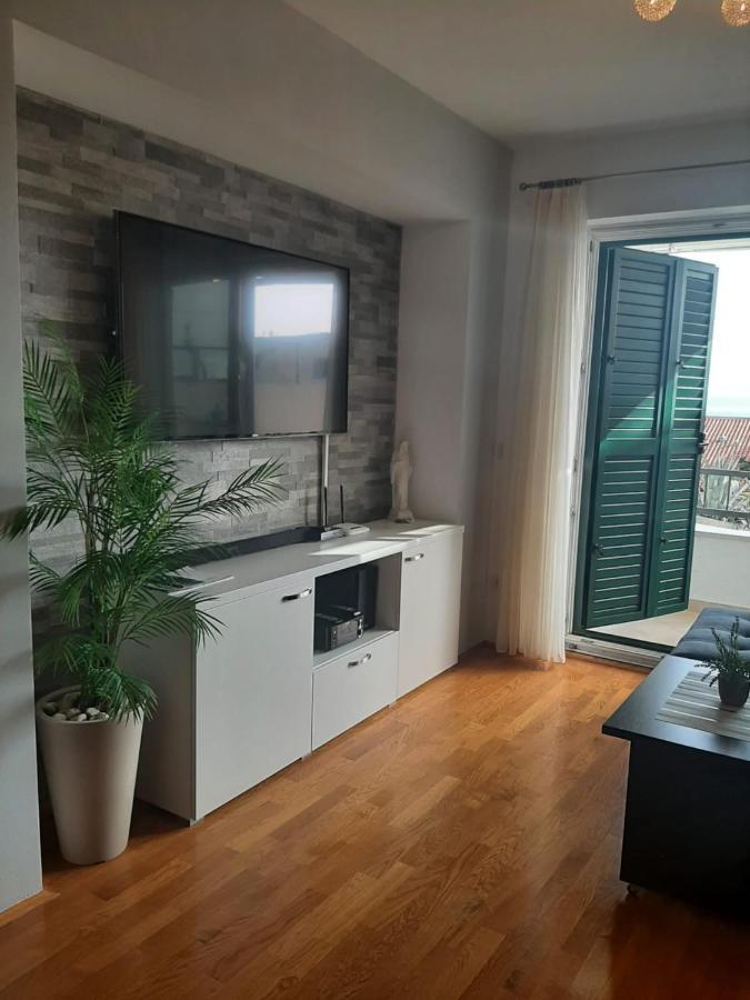 Apartman Gelic Макарска Екстериор снимка