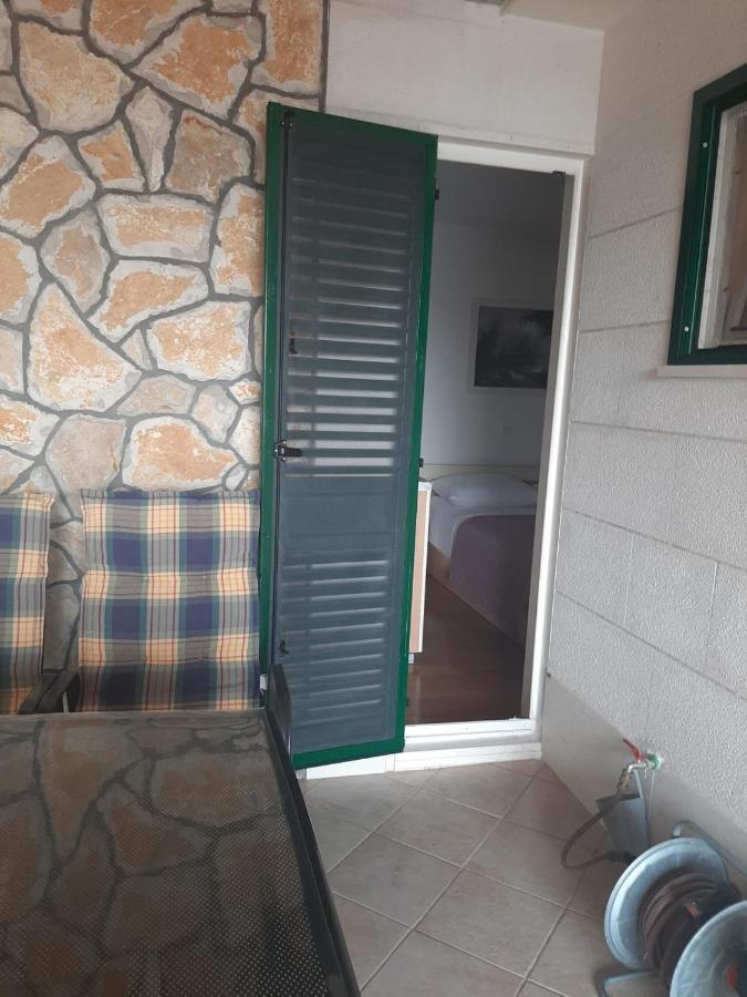 Apartman Gelic Макарска Екстериор снимка