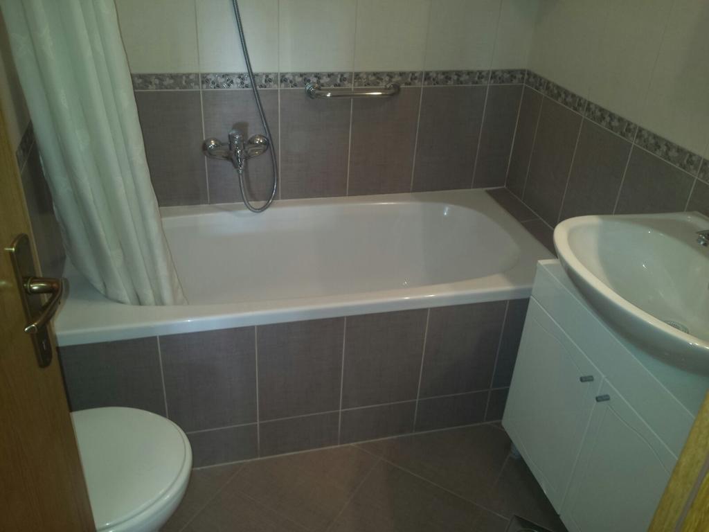 Apartman Gelic Макарска Екстериор снимка